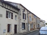 Buzet - rue Gambetta, au niveau inférieur du bourg