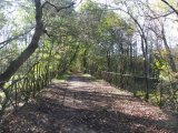 Mézin : le pont de l'ancienne voie ferrée sur l'Auzoue