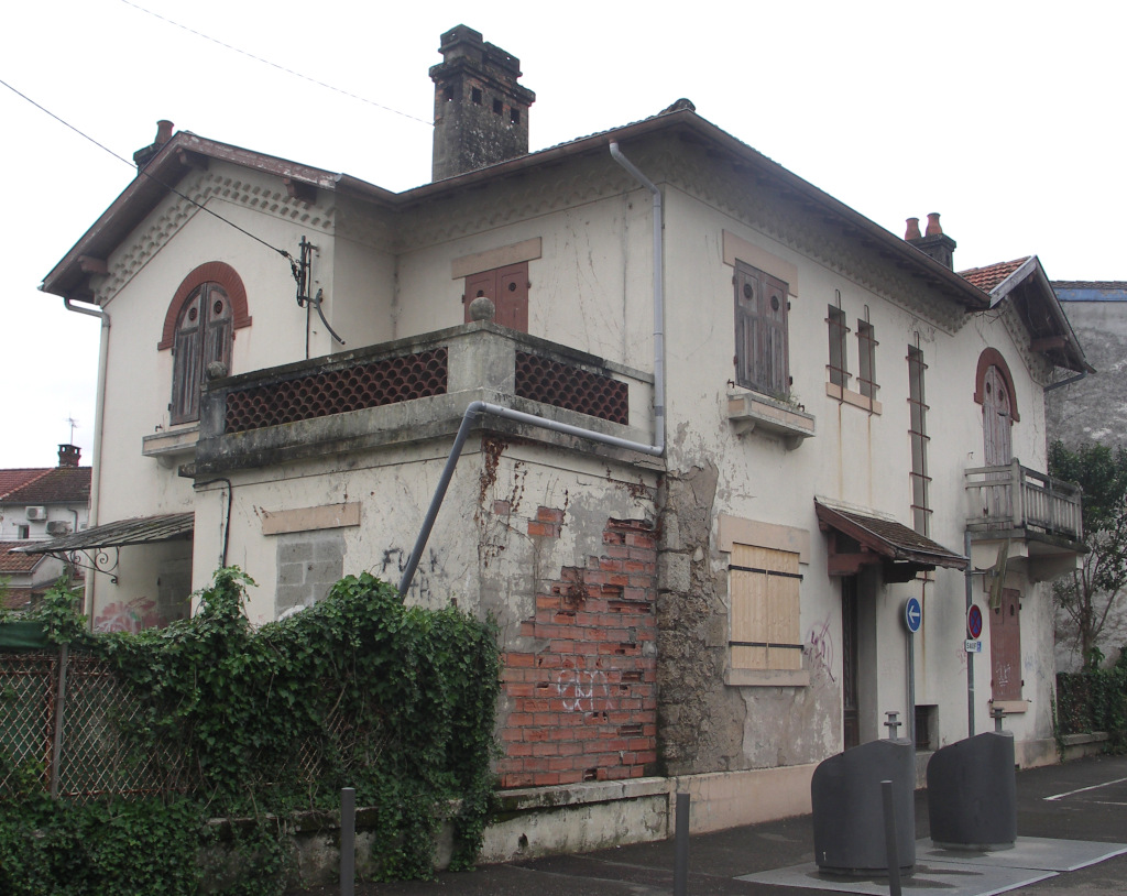 Mont de Marsan - belle néo-régionale très très menacée