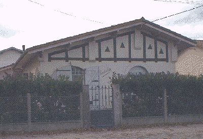 Maison "Loustallou" ("L'Ostalon" en normalizat !) à Pessac.