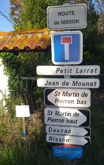 Nérac - panneaux à Larrat