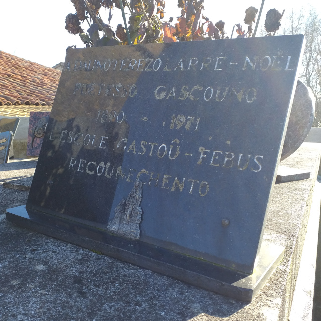 Sabazan - A DAUNO TEREZO LARRÉ-NOEL (1890-1971)